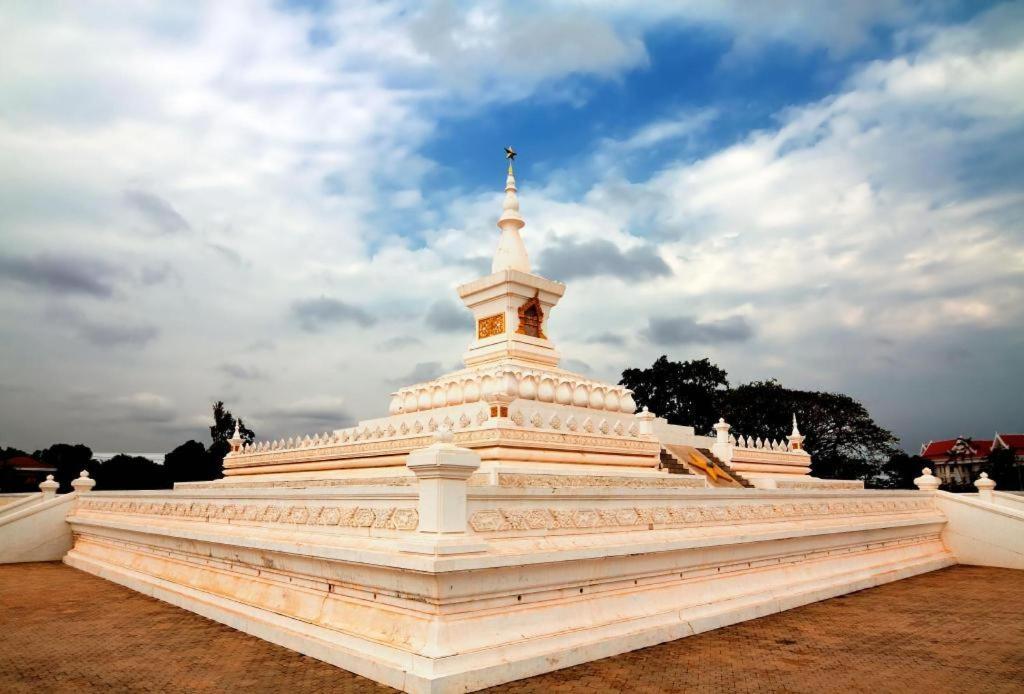 Lao Orchid Hotel В'єнтьян Екстер'єр фото