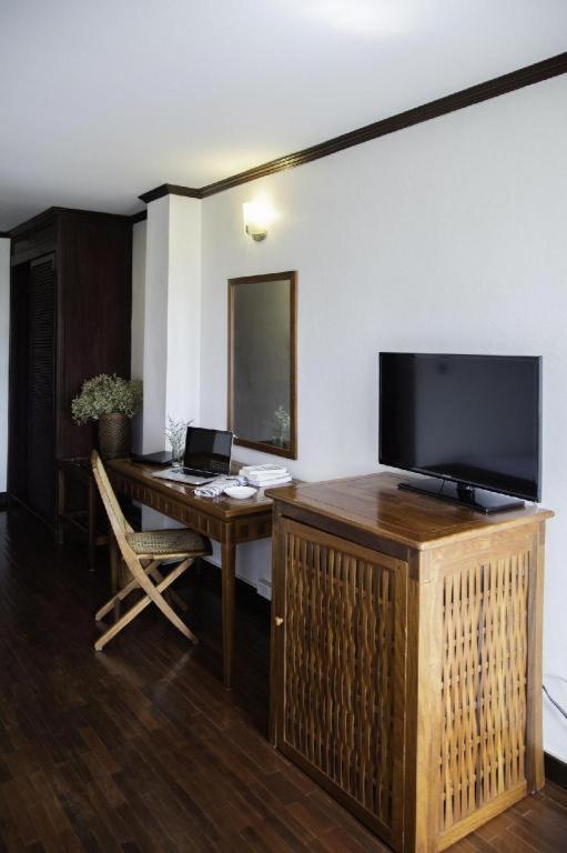 Lao Orchid Hotel В'єнтьян Екстер'єр фото