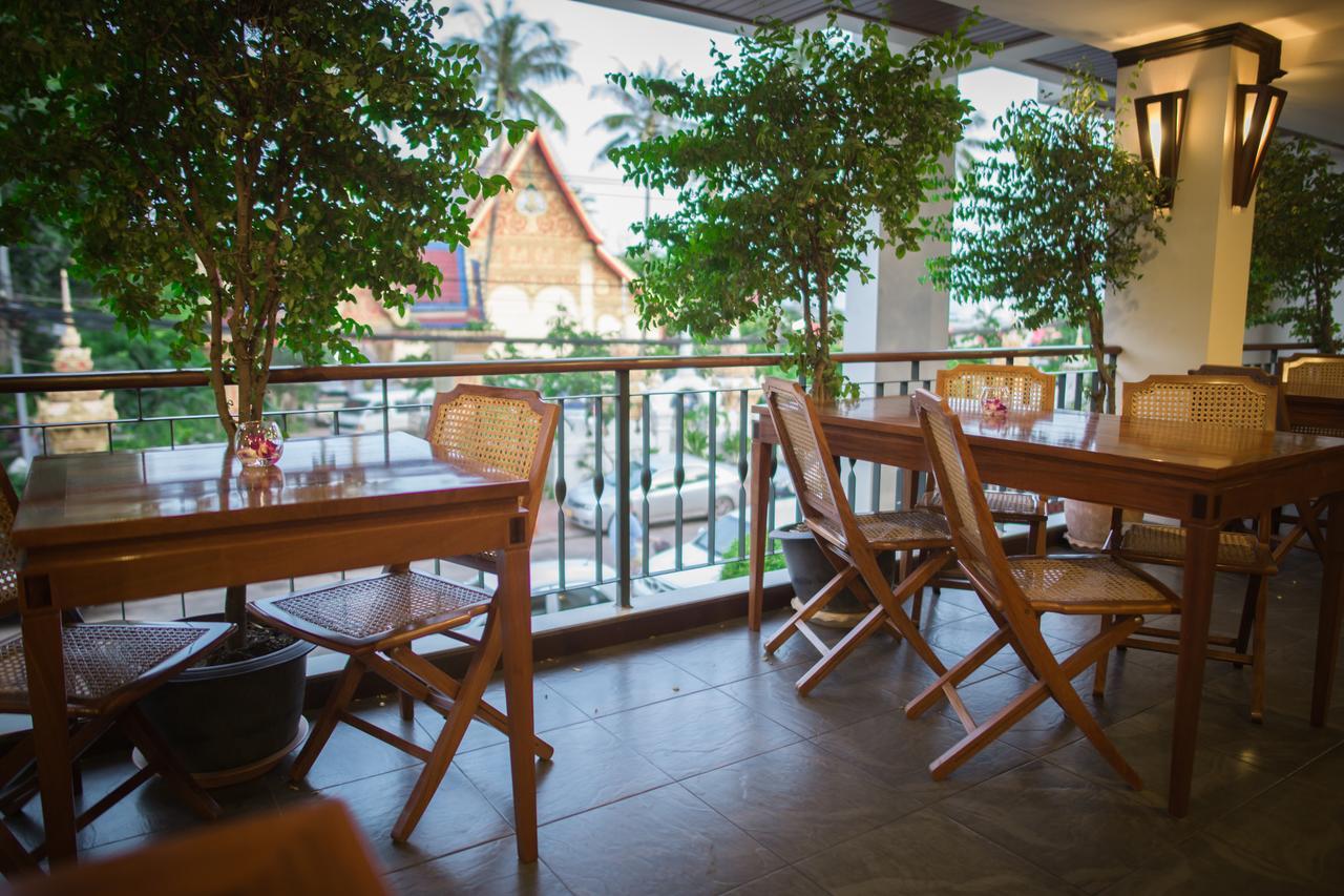 Lao Orchid Hotel В'єнтьян Екстер'єр фото